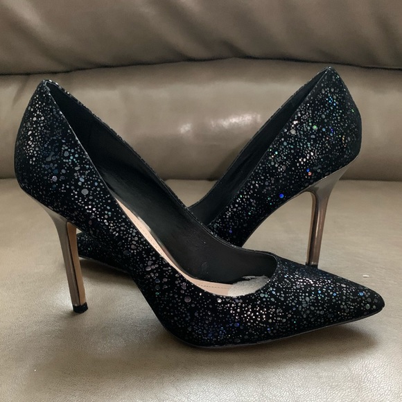 Vince Camuto Shoes - Vince Camuto Iridescent Black Harty Pump